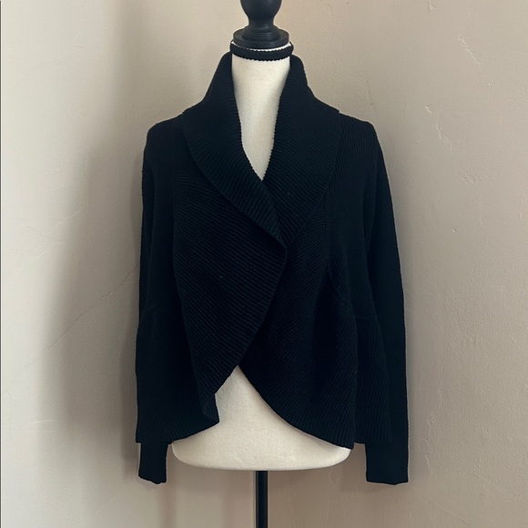 Diane Von Furstenberg Sweaters - Diane Von Furstenberg Open Peplum Cardigan.